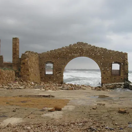 Casa de Férias Sealand House Near The Sandy Beach, Parking & Wifi Avola